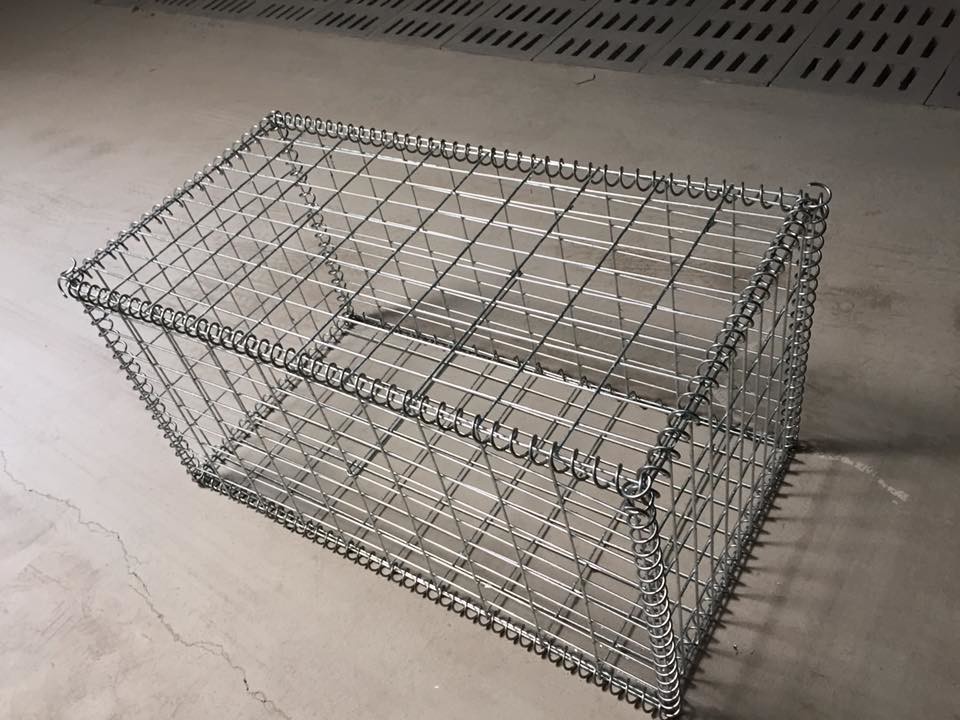 china razor wire mesh