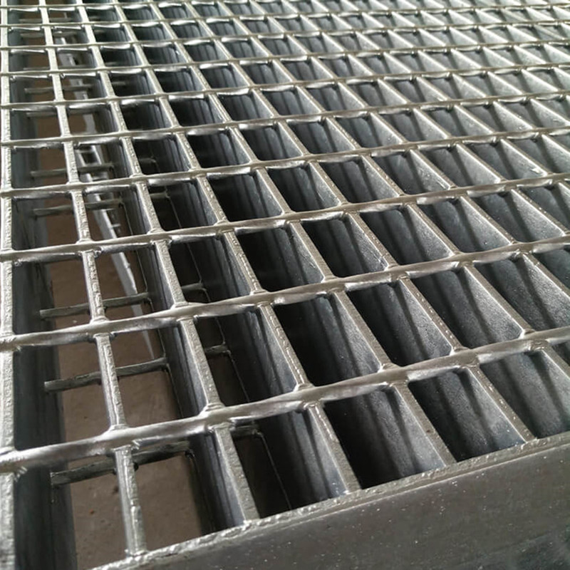 temporary construction chain link fence
